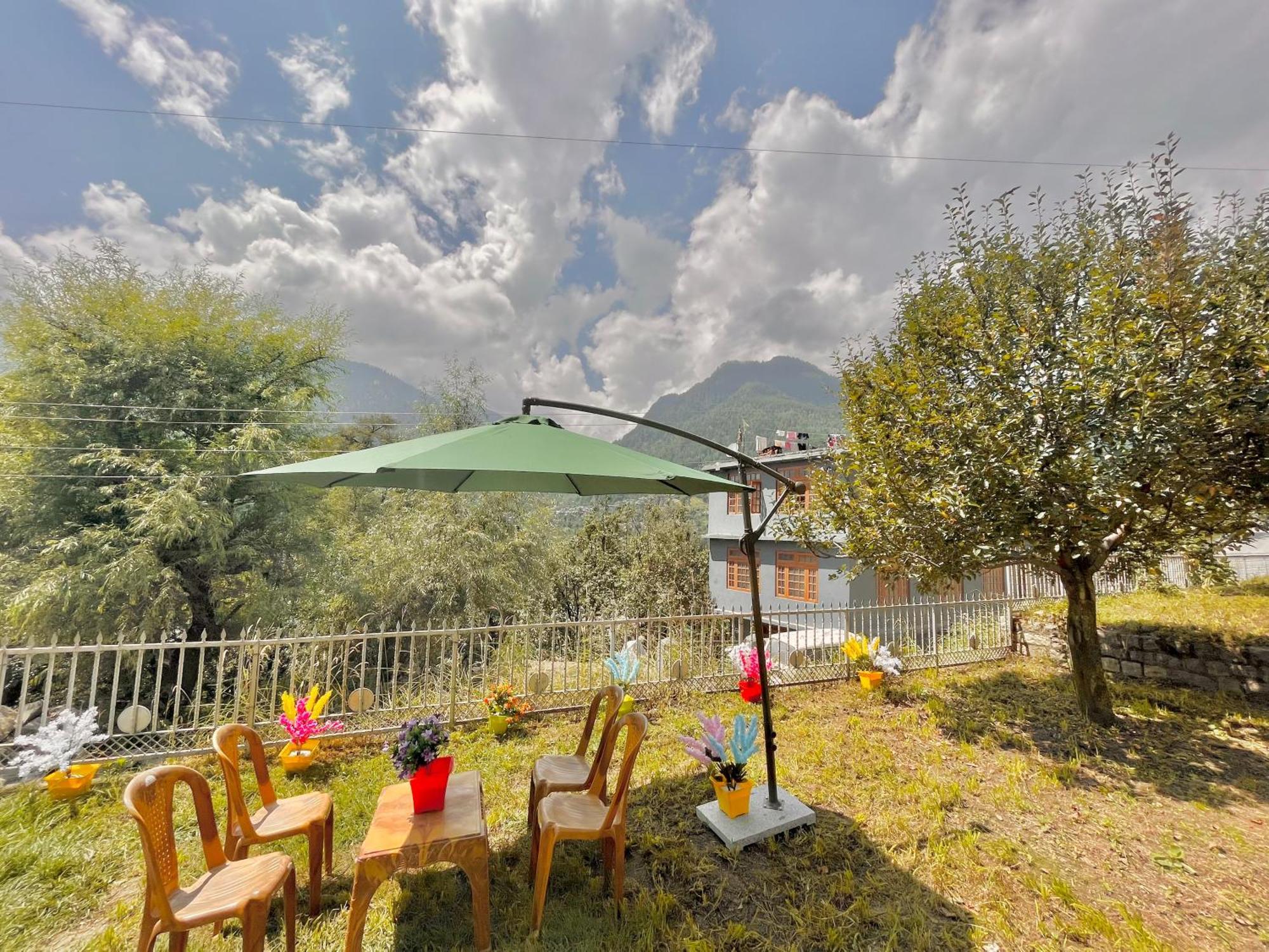 Sita Hotel & Cottage, Manali - A Boutique Wellness Hotel Exterior photo