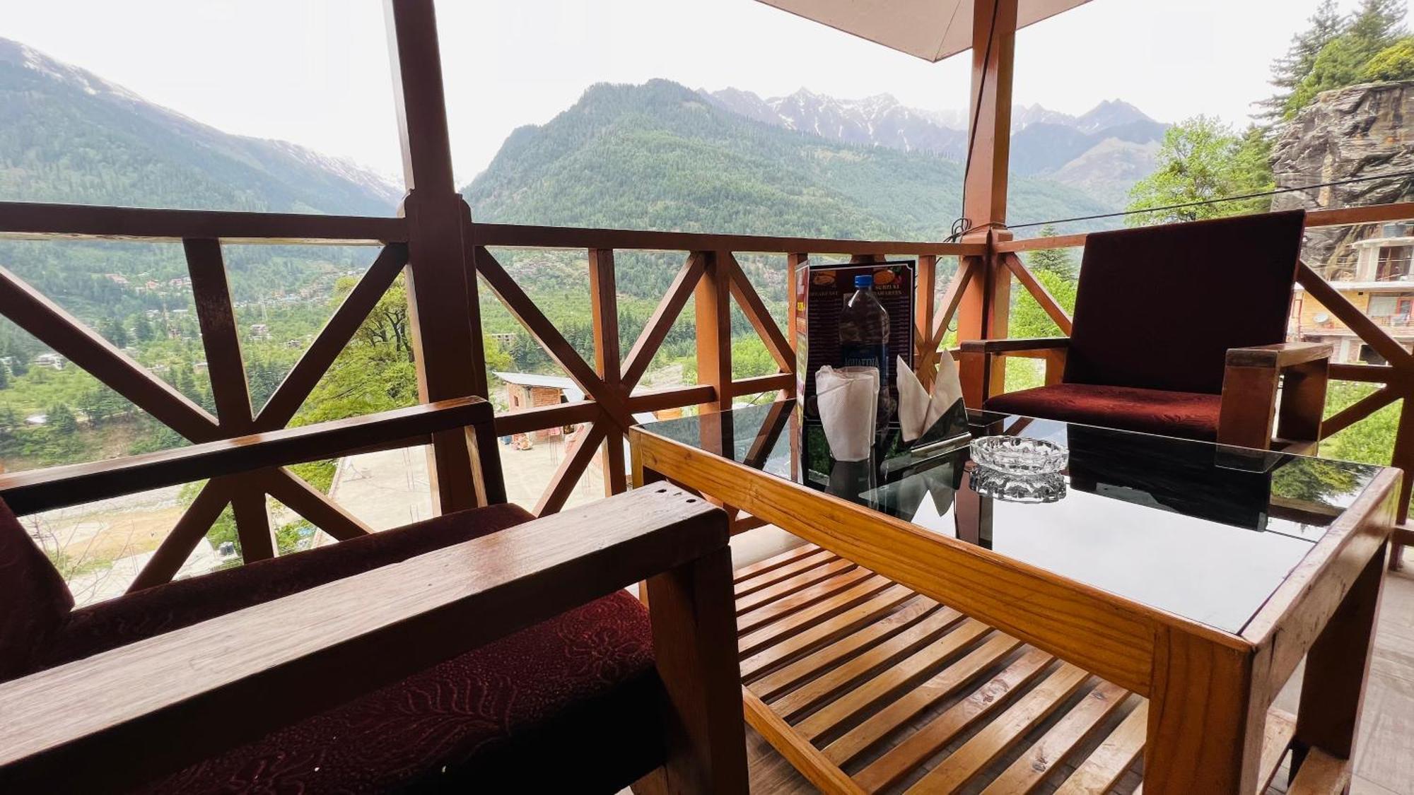 Sita Hotel & Cottage, Manali - A Boutique Wellness Hotel Exterior photo
